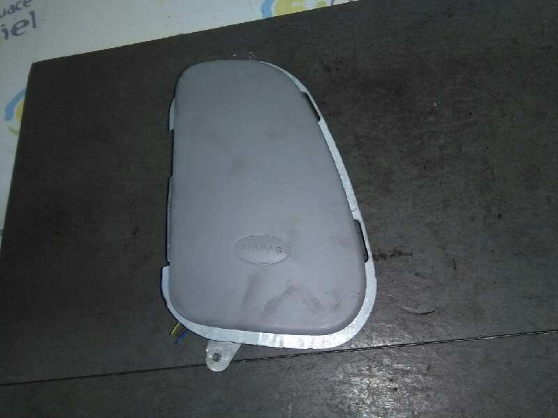 Recambio de airbag lateral delantero derecho para citroën c3 1.4 exclusive referencia OEM IAM 96462516ZQ  