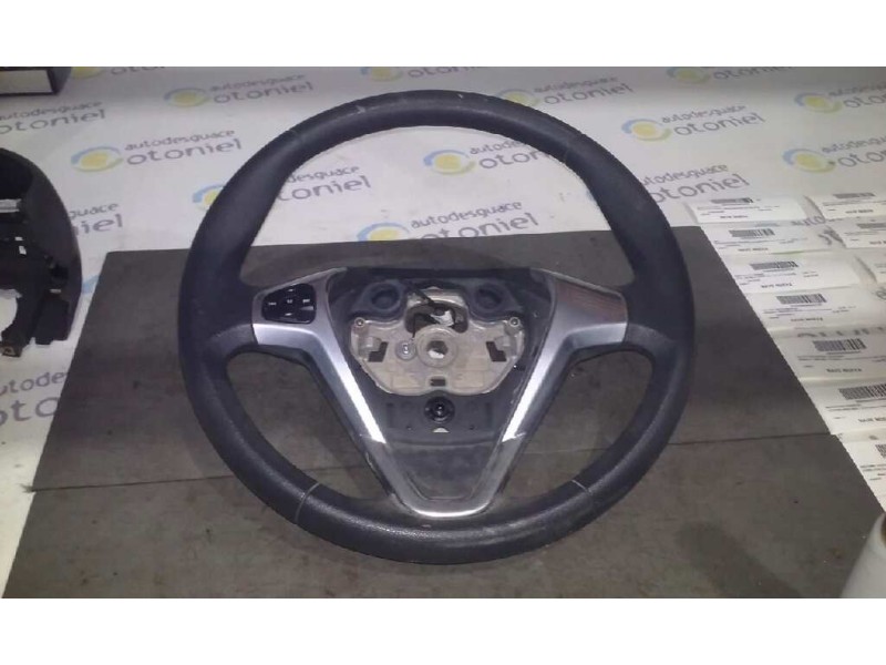 Recambio de volante para ford fiesta (ccn) sync edition referencia OEM IAM 34148282A  3 RADIOS