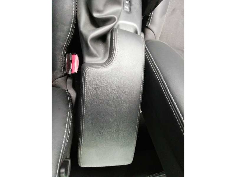 Recambio de apoyabrazos central para renault fluence z.e. dynamique referencia OEM IAM   