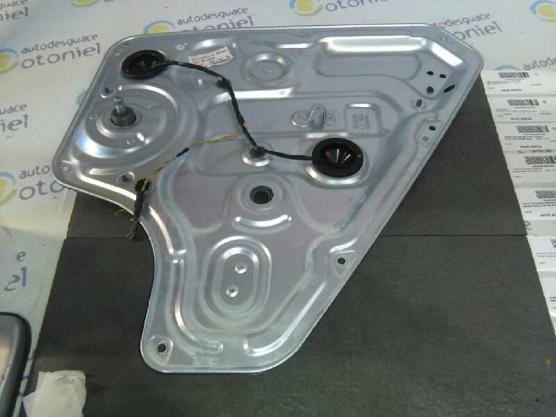 Recambio de elevalunas trasero derecho para kia venga basic referencia OEM IAM   MANUAL+ PANEL