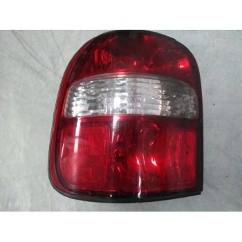 PILOTO TRASERO IZQUIERDO PORTALAMPARAS TOCADO 5P