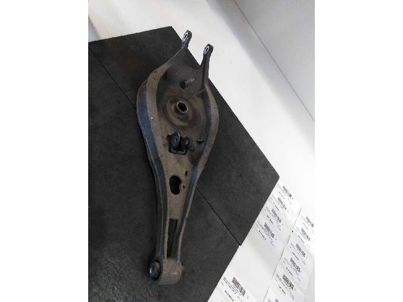 Recambio de brazo suspension inferior trasero derecho para bmw serie 3 compact (e46) 316ti referencia OEM IAM   