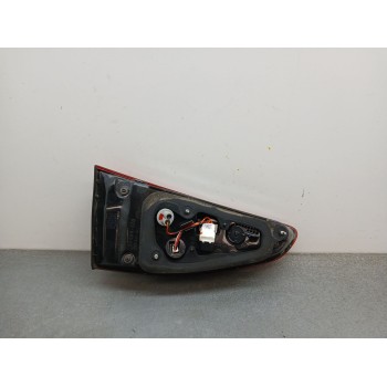 Recambio de piloto trasero derecho interior para kia ceed gt line referencia OEM IAM 92404j7050  