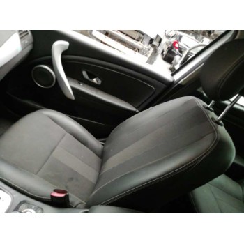 Recambio de juego asientos completo para renault fluence z.e. dynamique referencia OEM IAM  27.000KM 