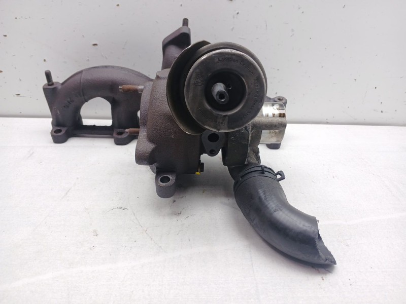 Recambio de turbocompresor para volkswagen polo (9n1) 1.9 tdi referencia OEM IAM 038253016L B 