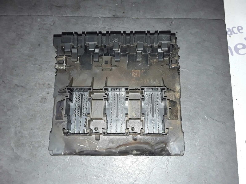 Recambio de caja reles / fusibles para seat leon (1p1) reference referencia OEM IAM 1K0937503A  