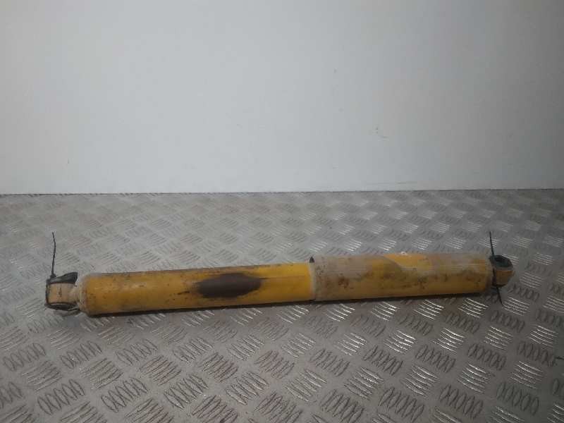 Recambio de amortiguador trasero izquierdo para nissan terrano/terrano.ii (r20) slx (3-ptas.) referencia OEM IAM D8303  