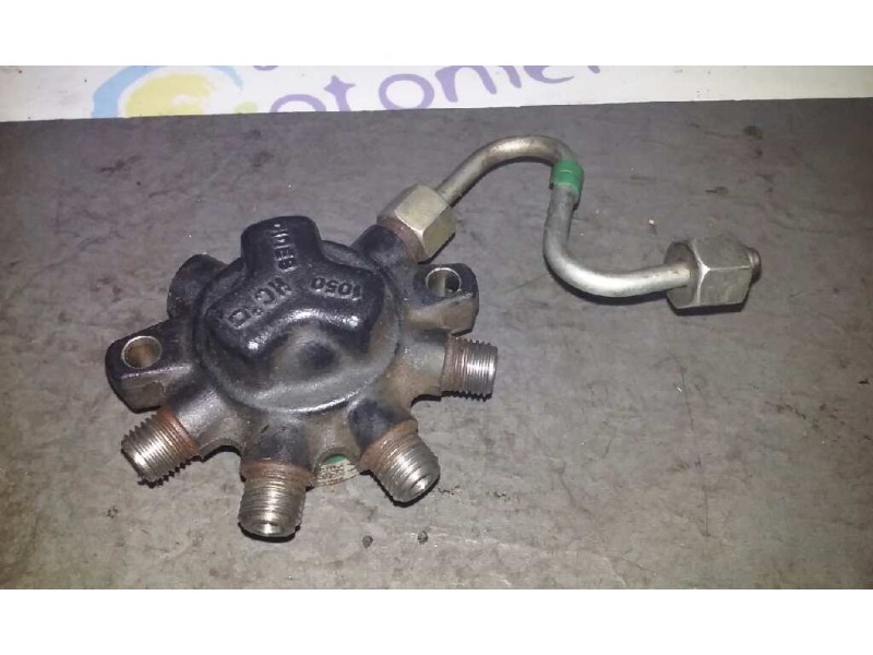 Recambio de rampa inyectora para renault scenic ii 1.5 dci diesel referencia OEM IAM 8200379933  