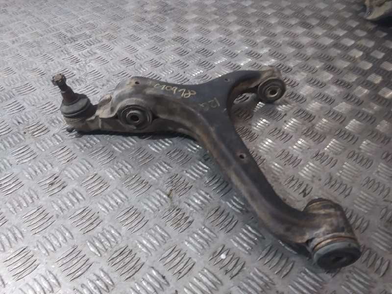Recambio de brazo suspension inferior delantero izquierdo para ssangyong rexton 2.7 turbodiesel cat referencia OEM IAM   