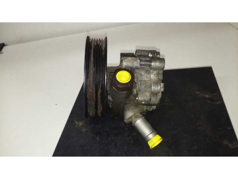 Recambio de bomba direccion para opel insignia berlina referencia OEM IAM 55563329  
