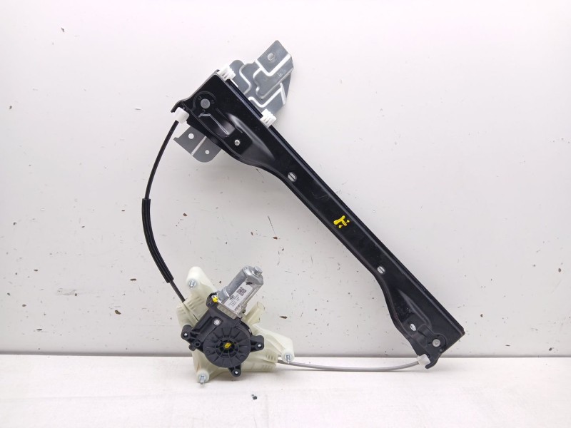 Recambio de elevalunas delantero derecho para omoda 5 referencia OEM IAM 554000967aa  