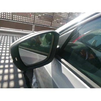 RETROVISOR IZQUIERDO INTERMITENTE ROTO 