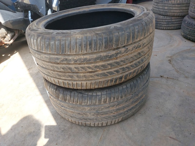 Recambio de neumatico para bmw x6 (e71, e72) m referencia OEM IAM 275-40-20 106Y ×2 Bridgestone 2023