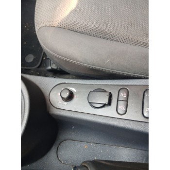 Recambio de retrovisor izquierdo para seat leon (1p1) 1.6 tdi referencia OEM IAM E9034456  