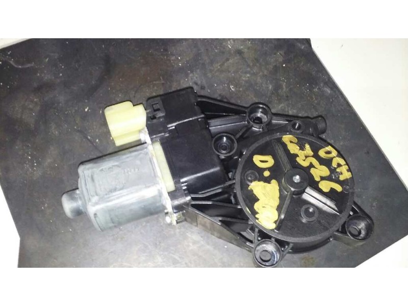 Recambio de motor elevalunas delantero derecho para ford fiesta (cb1) trend referencia OEM IAM 0130822407  2 PINS