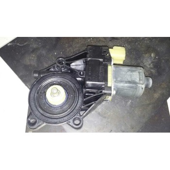 Recambio de motor elevalunas delantero derecho para ford fiesta (cb1) trend referencia OEM IAM 0130822407  2 PINS