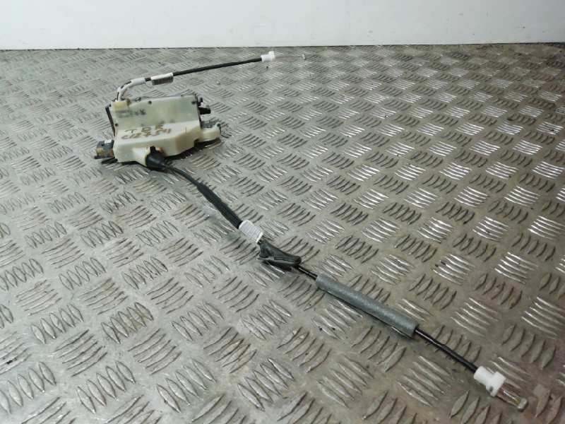 Recambio de cerradura puerta trasera derecha para peugeot 208 gt line referencia OEM IAM 9812501180  