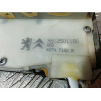 Recambio de cerradura puerta trasera derecha para peugeot 208 gt line referencia OEM IAM 9812501180  