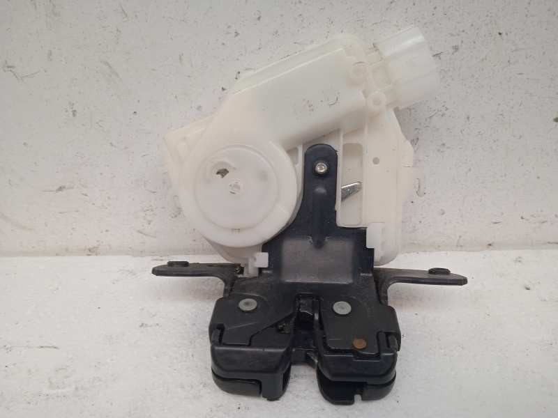 Recambio de cerradura maletero / porton para toyota auris hybrid active referencia OEM IAM 6935002090  3 PINS