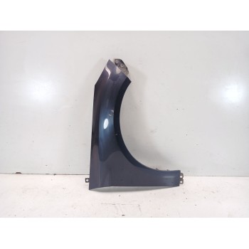 ALETA DELANTERA DERECHA 