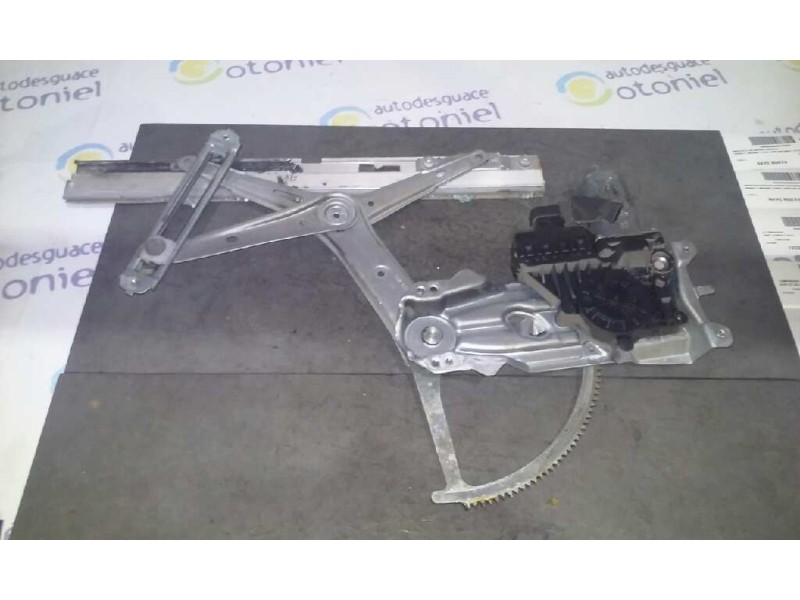 Recambio de elevalunas delantero derecho para opel astra g berlina club referencia OEM IAM  5P 6 PIN