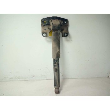 Recambio de amortiguador trasero derecho para kia carnival 2.9 crdi vgt active referencia OEM IAM 553104D400  