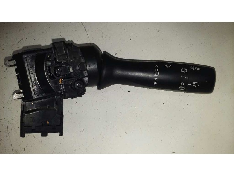 Recambio de mando limpia para toyota yaris 1.4 turbodiesel cat referencia OEM IAM 17F003LH  
