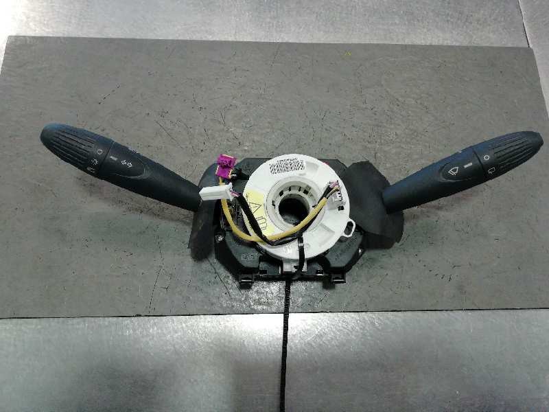 Recambio de mando multifuncion para ford ka (ccu) grand prix iii referencia OEM IAM 07355593080 47143 