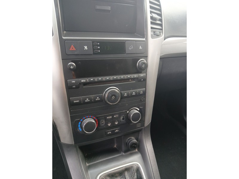 Recambio de sistema audio / radio cd para chevrolet captiva (c100, c140) 2.0 d 4wd referencia OEM IAM   