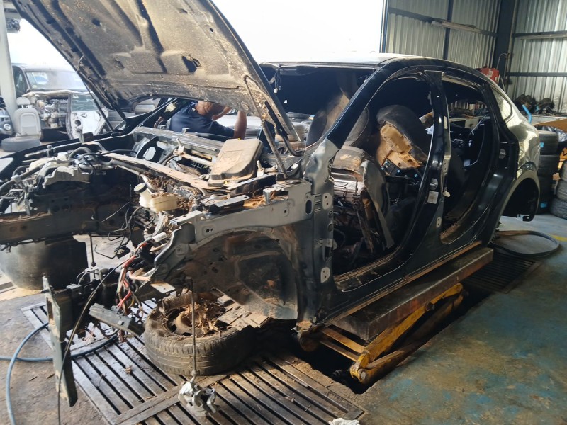 Recambio de carroceria para renault arkana i (lcm_, ldn_) 1.3 tce 140 (ldn0) referencia OEM IAM   