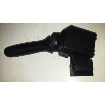 Recambio de mando limpia para toyota yaris 1.4 turbodiesel cat referencia OEM IAM 17F003LH  