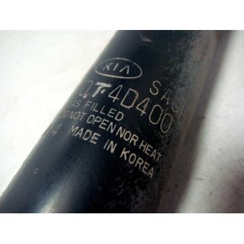 Recambio de amortiguador trasero derecho para kia carnival 2.9 crdi vgt active referencia OEM IAM 553104D400  