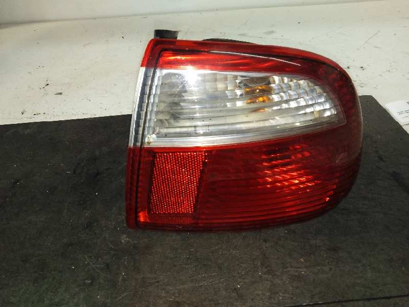 Recambio de piloto trasero izquierdo para seat toledo (1m2) 1.9 tdi referencia OEM IAM 1M5945095B EXT 