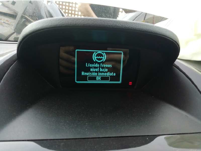 Recambio de display para ford tourneo courier (c4a) titanium referencia OEM IAM et7t18b955bd  