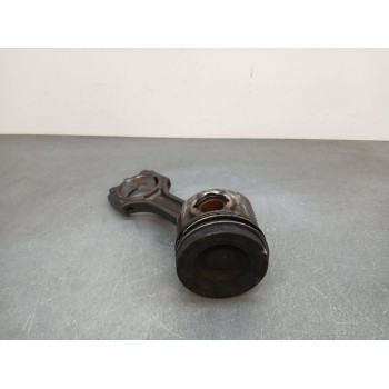 Recambio de piston para hyundai i40 i (vf) 1.7 crdi referencia OEM IAM D4FE x1 con biela
