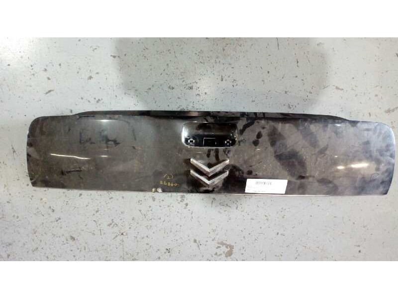 Recambio de moldura para citroën c4 coupe by loeb referencia OEM IAM  PORTON TRA INFERIOR NEGRO