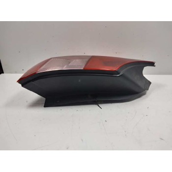 Recambio de piloto trasero izquierdo para renault grand scenic 1.9 dci referencia OEM IAM 8200127704  