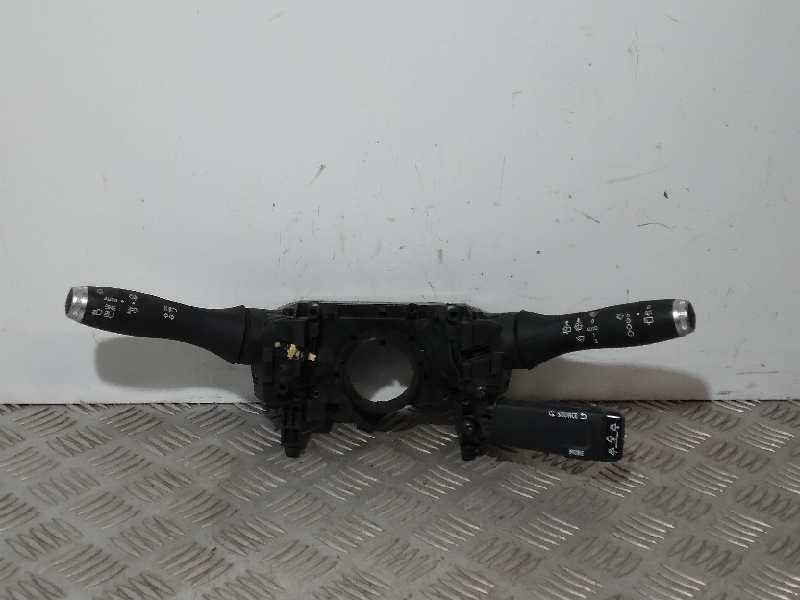 Recambio de mando multifuncion para renault clio v r.s. line referencia OEM IAM 255670428R  