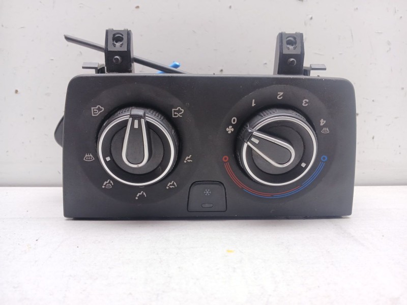Recambio de mando calefaccion / aire acondicionado para citroën jumper iii furgoneta 2.0 bluehdi 110 referencia OEM IAM A7200050