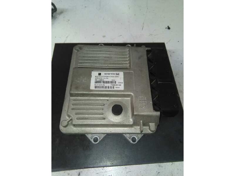 Recambio de centralita airbag para opel corsa c corsavan referencia OEM IAM 24439954 24439954 