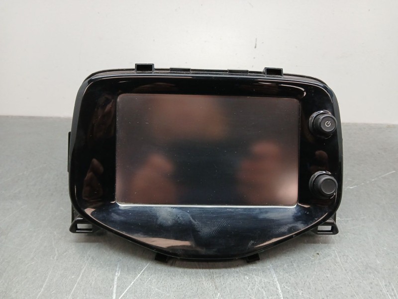 Recambio de sistema audio / radio cd para peugeot 108 1.2 referencia OEM IAM 861400h010  