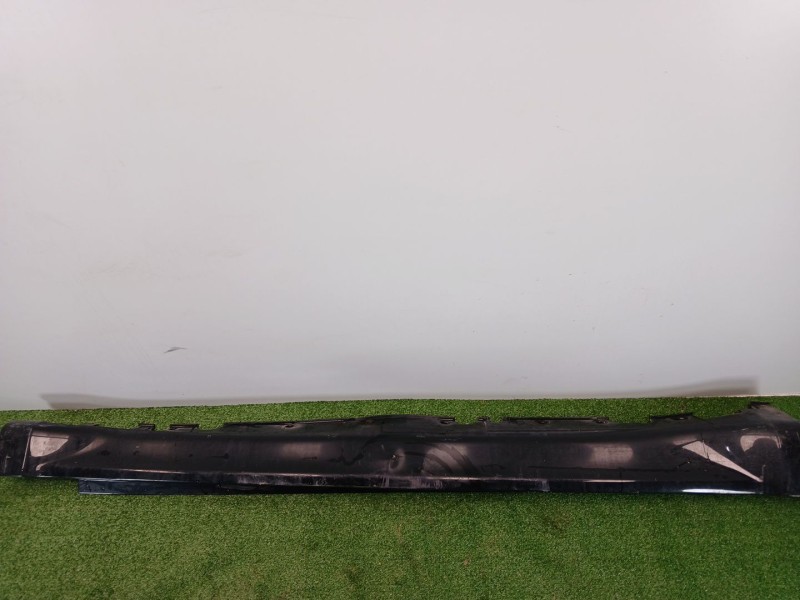 Recambio de faldon lateral para bmw x6 (e71, e72) m referencia OEM IAM  DERECHO 