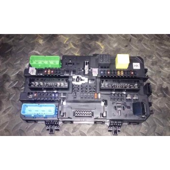 CAJA RELES / FUSIBLES 13206762HK 