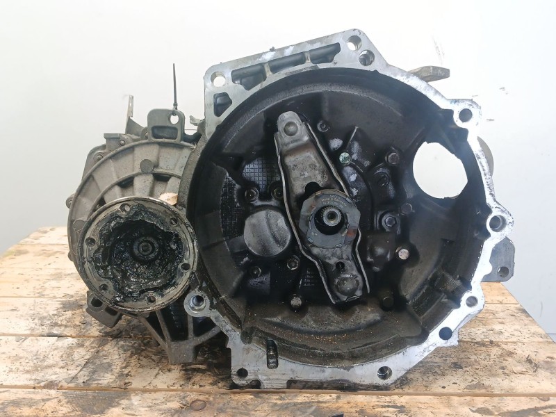 Recambio de caja cambios para audi a3 (8p1) 1.9 tdi referencia OEM IAM JCR  