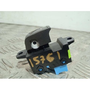 Recambio de mando elevalunas trasero izquierdo para ssangyong tivoli referencia OEM IAM 8585035100  