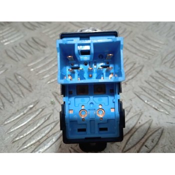 Recambio de mando elevalunas trasero izquierdo para ssangyong tivoli referencia OEM IAM 8585035100  