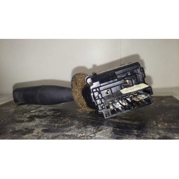 Recambio de mando limpia para peugeot 206 berlina xr referencia OEM IAM 96049597ZL  