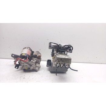 Recambio de abs para toyota yaris hybrid active referencia OEM IAM 4727047030  