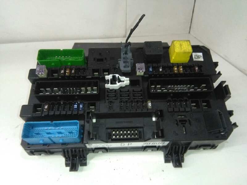 Recambio de caja reles / fusibles para opel astra h berlina cosmo referencia OEM IAM   