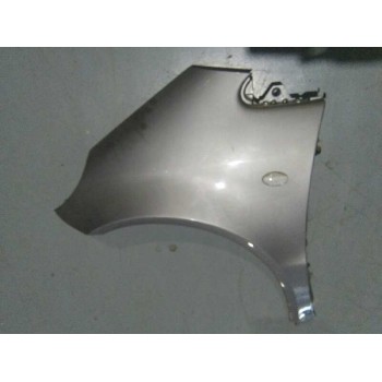 ALETA DELANTERA IZQUIERDA GRIS 